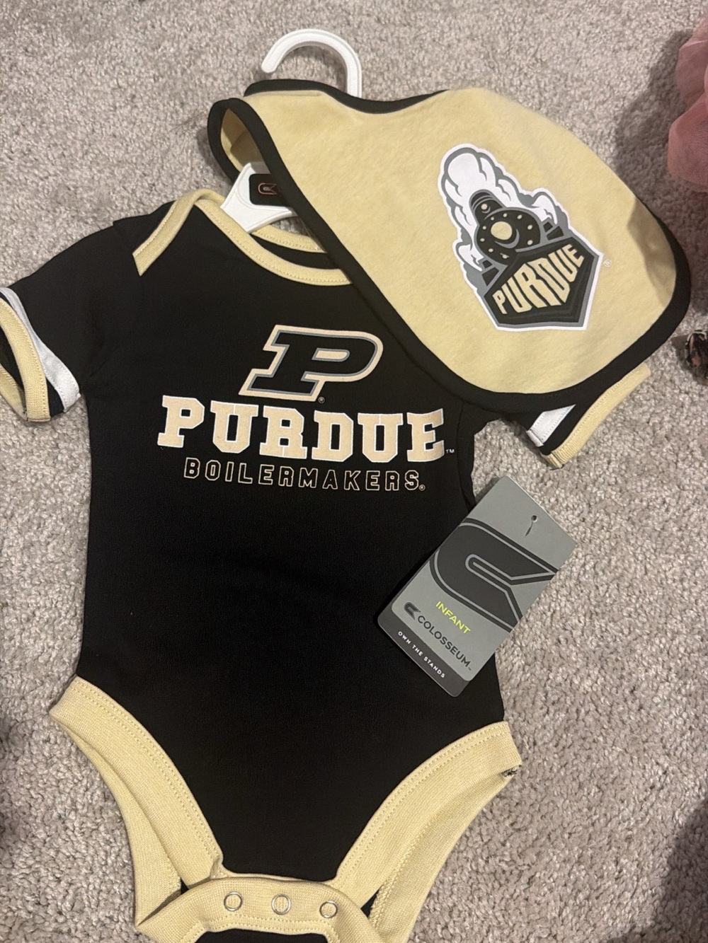 Colosseum Purdue Boilermakers Black & Gold Infant One-Piece with Bib